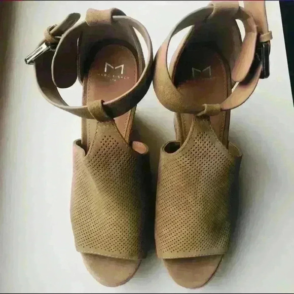 NEW! Marc Fisher Annie Perforated Espadrilles. - Picture 5 of 6